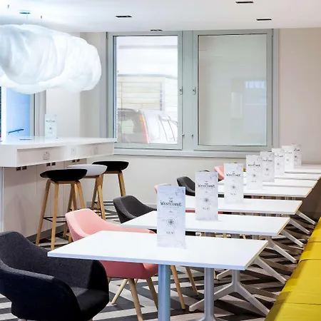 Ibis Styles London Heathrow Airport Hotel 3*