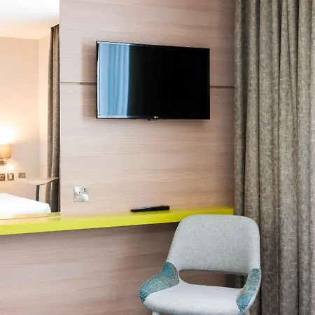 Hotel Ibis Styles London Heathrow Airport