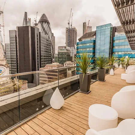 Saint 4* Londen