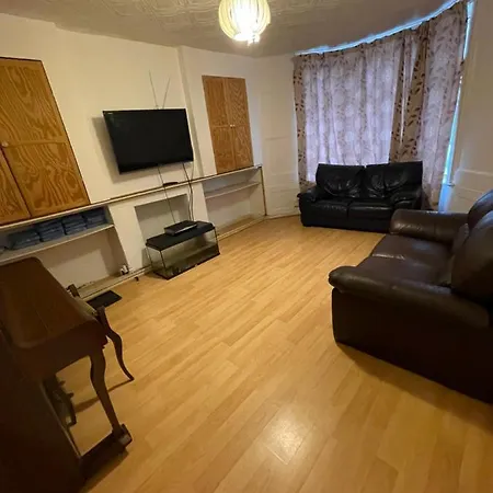 Elmdene Road Homestay