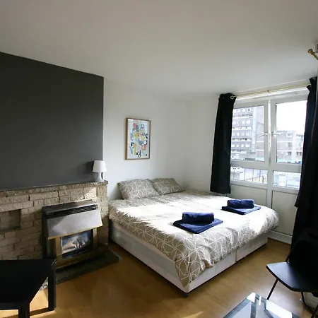 Lettingeasy - Brownfield Guest house *