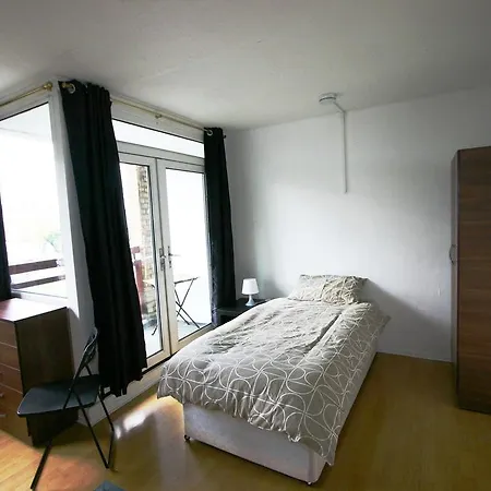 Lettingeasy - Brownfield *