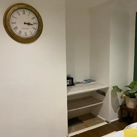Barking Rent A Barking (Greater London)