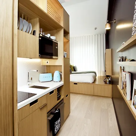 Wilde Aldgate Tower Bridge 4*