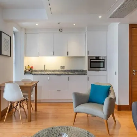 Apartment - Tower Hill - Centre By Prime N-15 *