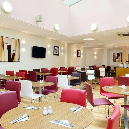 Travelodge Road Hotel