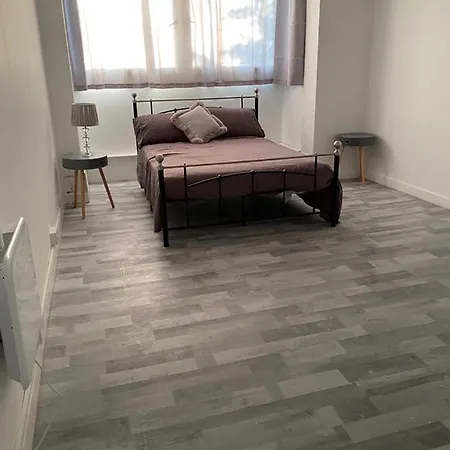 By Rehoboth - Overcomers- Deptford * London
