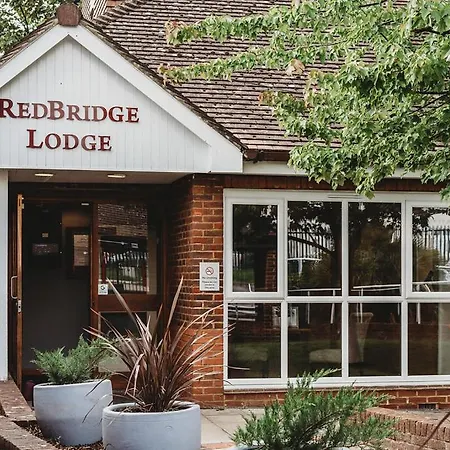 Hotel Redbridge *