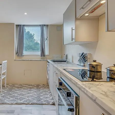 Apartment By Rehoboth - Overcomers- Deptford *