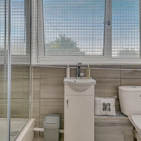 Apartment By Rehoboth - Overcomers- Deptford *
