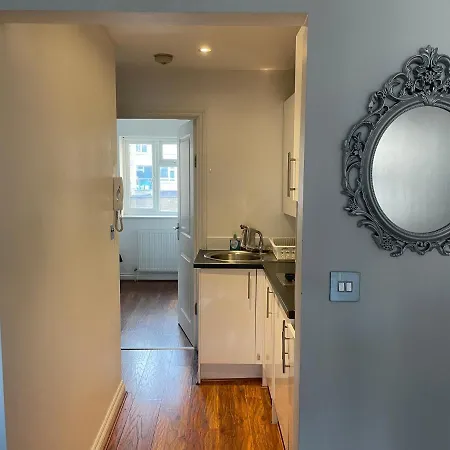 Bethnal Cove Apartment London