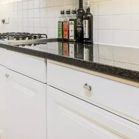 Riverview 1/2 Bedroom London