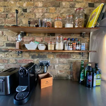 Bright & Beautiful Loft 10mins To Shoreditch Appartement