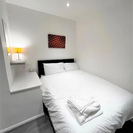 Penzion Stepney Beds To 24 *