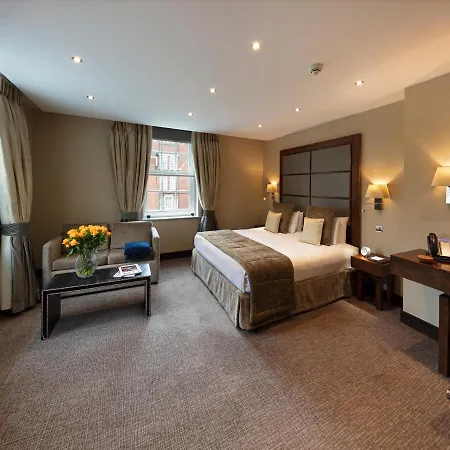 Hotel Wellington By Blue Orchid