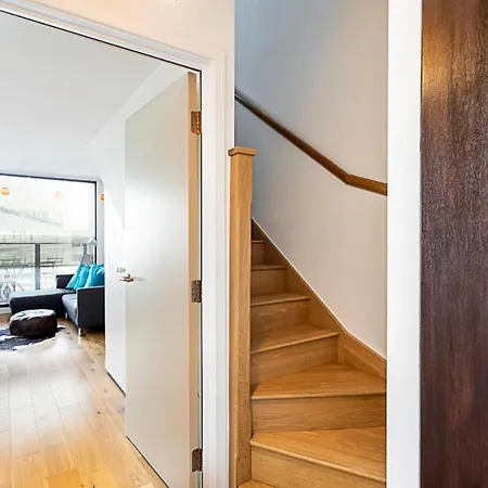 Apartment Modern Cosy On Vibrant Deptford High Street *