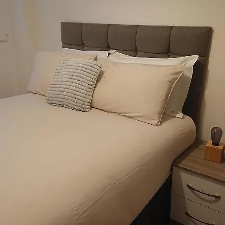 Apartment Bright, Interior, Close To The City, 2 Bedroom London