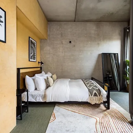 The Victoria Park Sanctuary - Stunning 2bdr Flat Apartment *