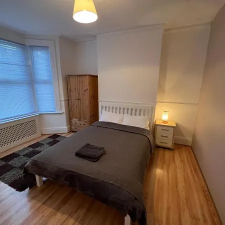 Entire Luxury 4 Bedroom Victorian House With 2 En-suite - Forest Hill, Apartment London