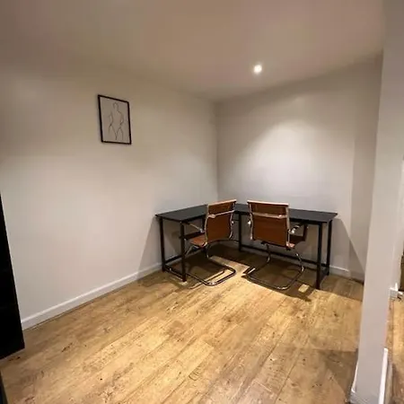 Apartment 2bed Stratford With Easy Access To London, O2, Excel, Parking Nearby