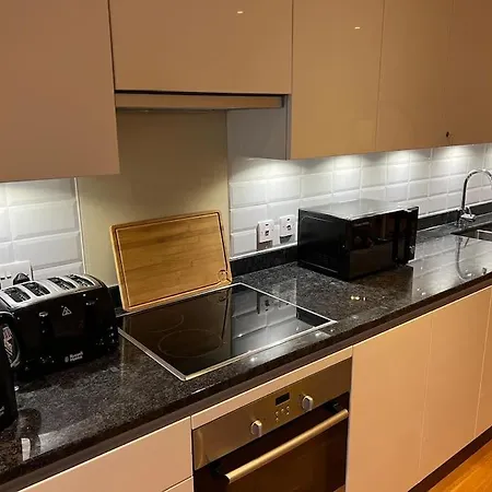 Apartment Modern 2 Bed - Olympic Park Stratford
