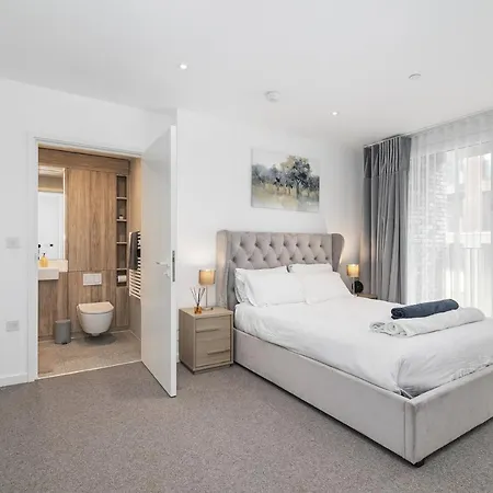 In Shared Luxury Flat * London