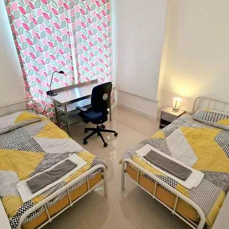 Modern 3-bed House In Surrey Quays * London
