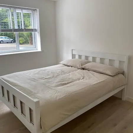 Spacious And Cosy 2 Bedroom Flat In Bermondsey Apartment London