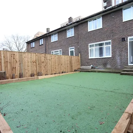 Abbeywood Station House London Apartment London