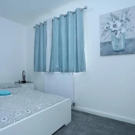 Abbeywood Station House London