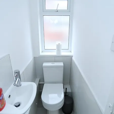 Abbeywood Station House London *