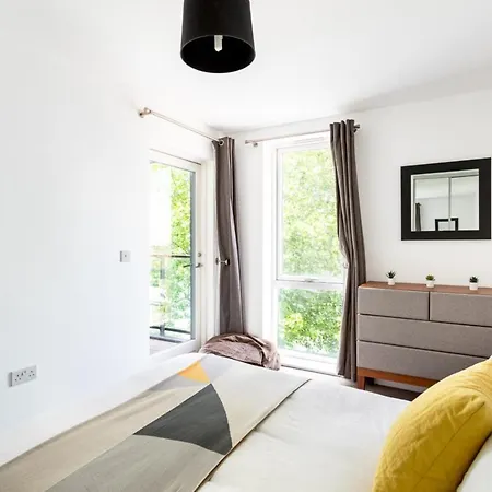 Cozy Bermondsey Apartment