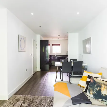 Cozy Bermondsey Apartment