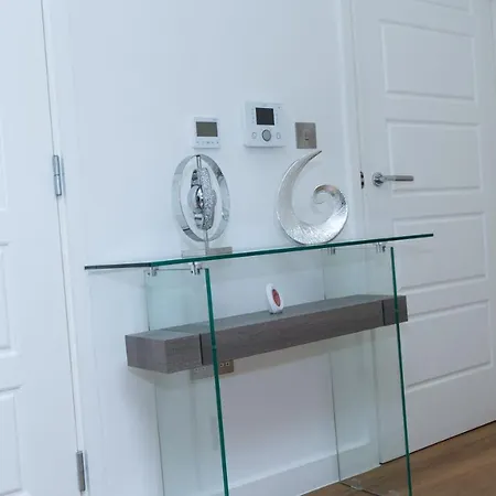 Guerneville 1 Bedroom Luxury Royal Wharf By Excel Exhibition Centre Apartment