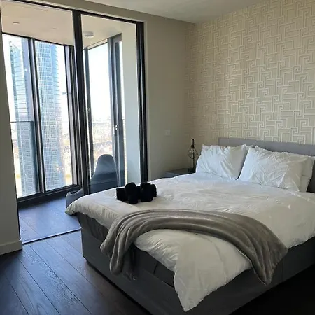 71 Bondway, Parry St, Sw81sf Apartment