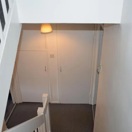 Casa vacanze Zone 2, 2 Bedroom House Londra