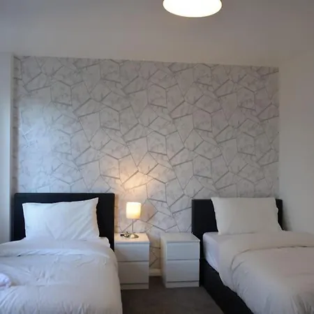 Zone 2, 2 Bedroom House Casa vacanze *