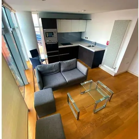 Lovely One Bedroom In Town * Ilford