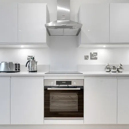 Apartment Luxury 3bed 3bath Royal Wharf Excel Newham
