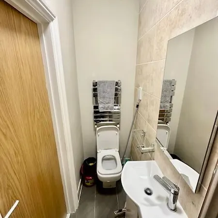 Se4, Self Contained Flat. Apartment *