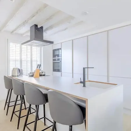 Apartment Luxury 2 Bedroom Garden Flat - Hackney