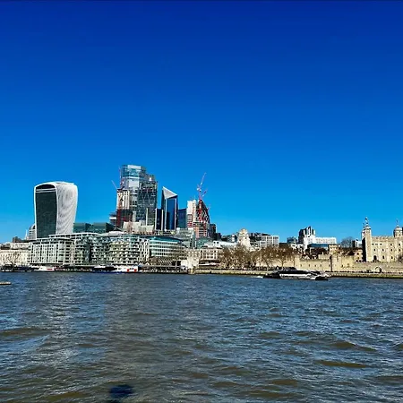 Apartment A Penthouse By Tower Bridge *