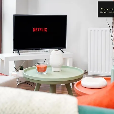 Eden: Cozy 2-bedroom By Maison Christo * London