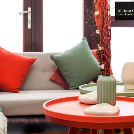 Apartment Eden: Cozy 2-bedroom By Maison Christo