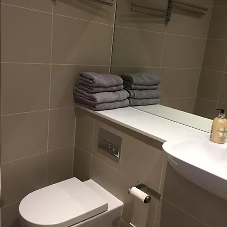 Apartamento Fully Equipped In Greenwich - 1 Min To Station