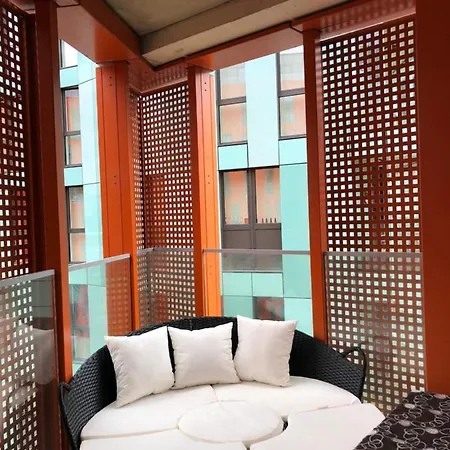 Luxury North Greenwich Apartment London