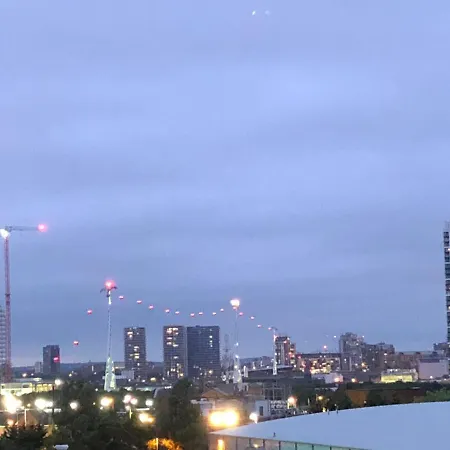 Apartment Luxury North Greenwich London