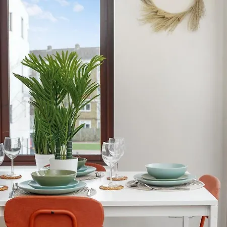 Apartment Eden: Cozy 2-bedroom By Maison Christo