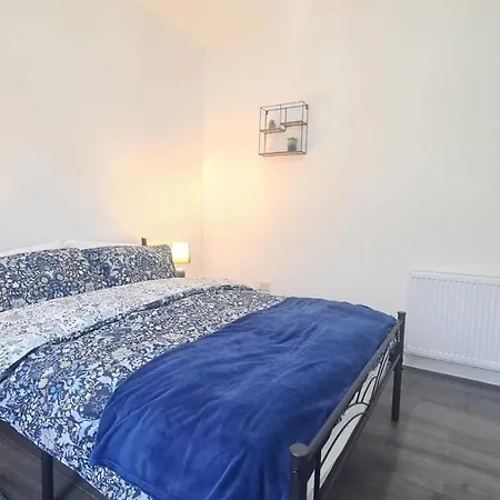 Cosy In Manor Park Homestay London