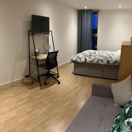 Large And Private Bathroom London